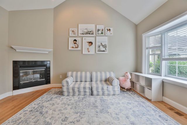 72 Mountain Village Road, Windham, NH 03087