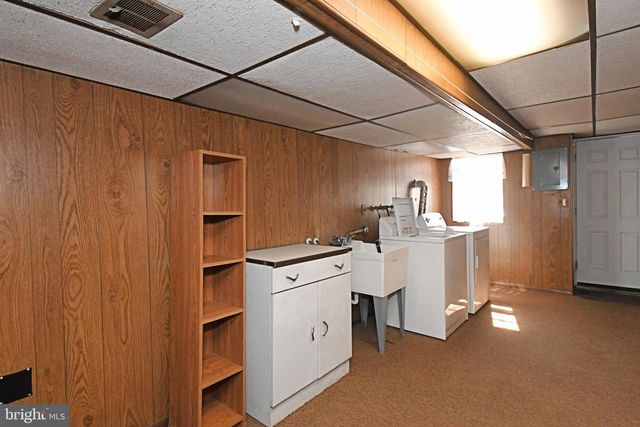 1110 CHANDLER ST, Philadelphia, PA 19111