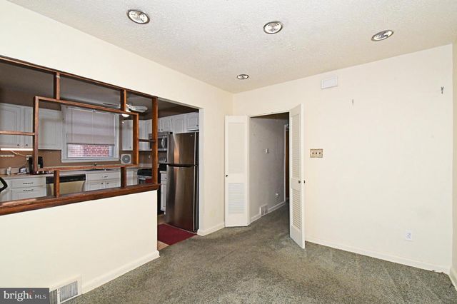 1110 CHANDLER ST, Philadelphia, PA 19111