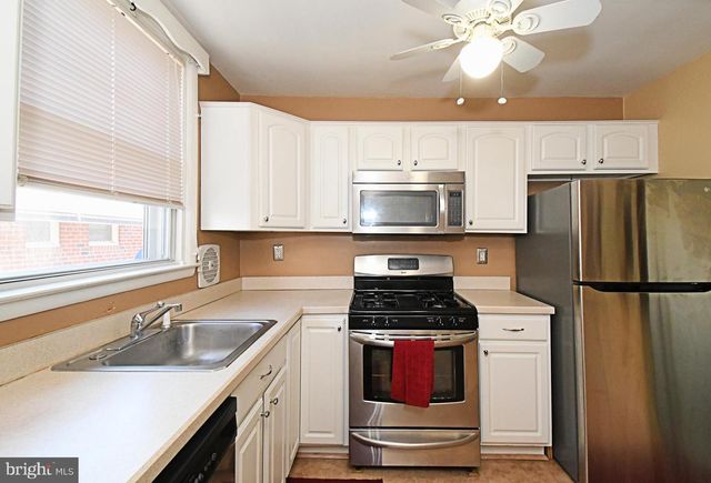 1110 CHANDLER ST, Philadelphia, PA 19111