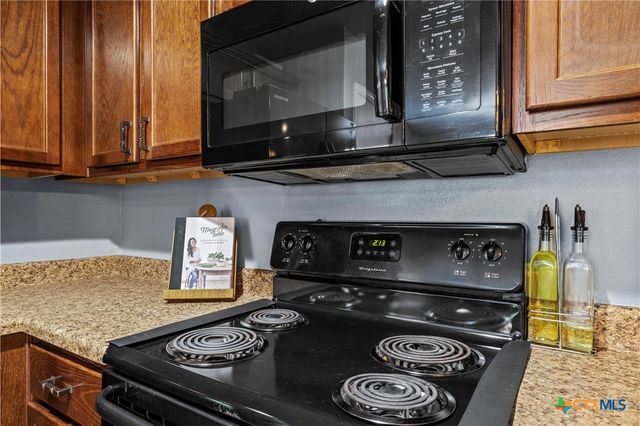 2212 Stoneham, Temple, TX 76504