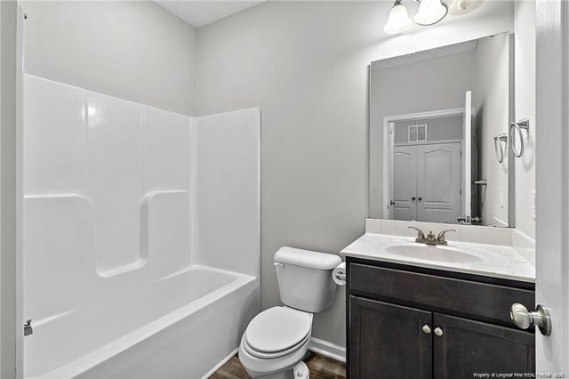 215 Old Wilmington Road, Fayetteville, NC 28301