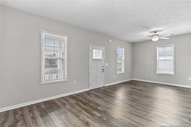 215 Old Wilmington Road, Fayetteville, NC 28301