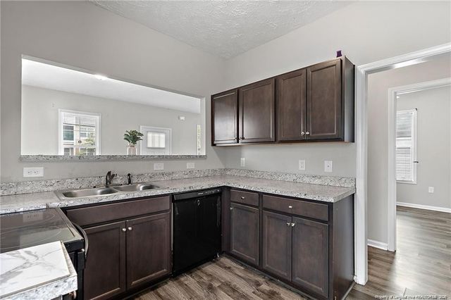 215 Old Wilmington Road, Fayetteville, NC 28301