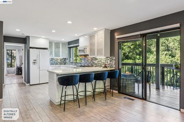 44 Hagen Oaks Ct, Alamo, CA 94507