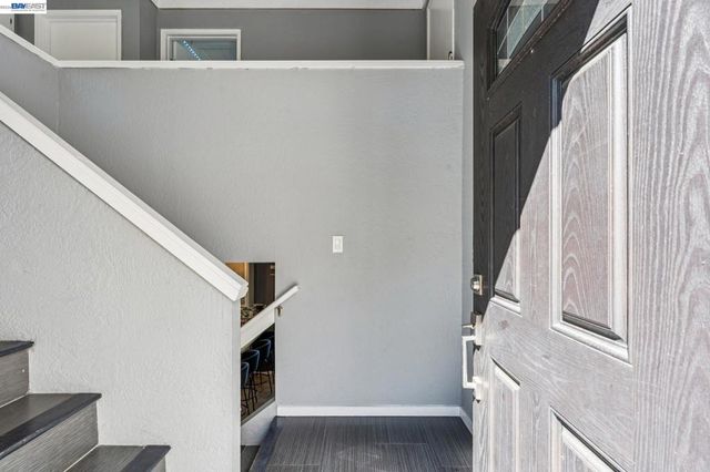 44 Hagen Oaks Ct, Alamo, CA 94507