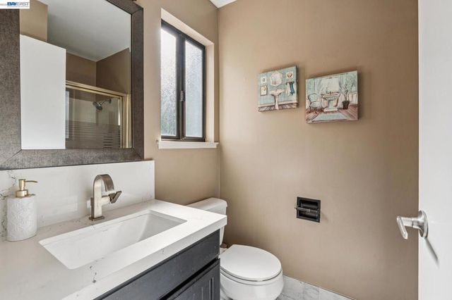 44 Hagen Oaks Ct, Alamo, CA 94507