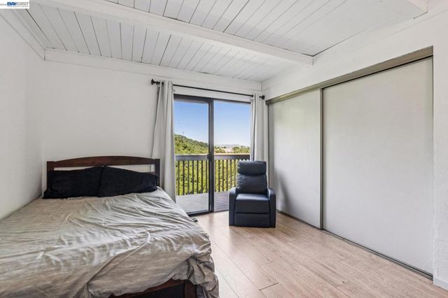 44 Hagen Oaks Ct, Alamo, CA 94507