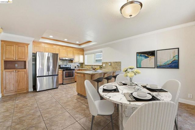 2866 Coleman Pl, Fremont, CA 94555