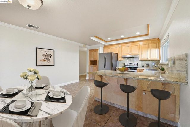 2866 Coleman Pl, Fremont, CA 94555