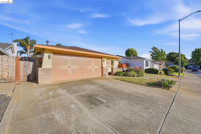 2866 Coleman Pl, Fremont, CA 94555