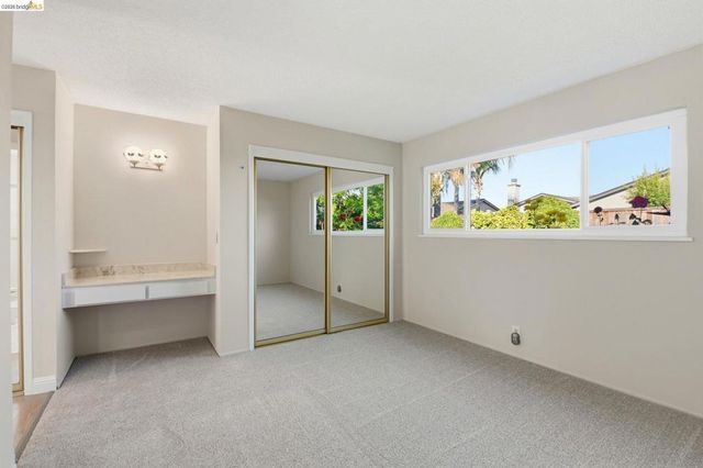 2866 Coleman Pl, Fremont, CA 94555