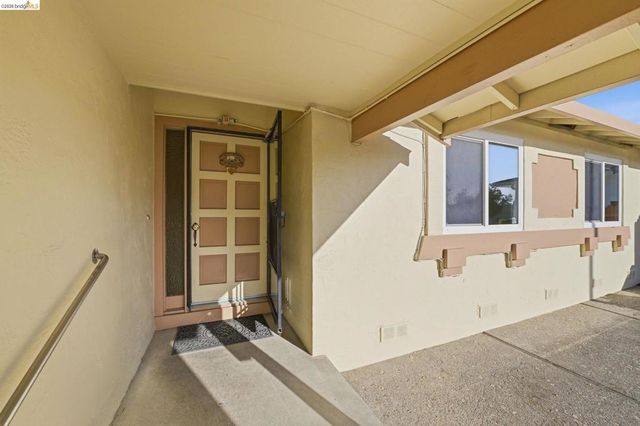 2866 Coleman Pl, Fremont, CA 94555