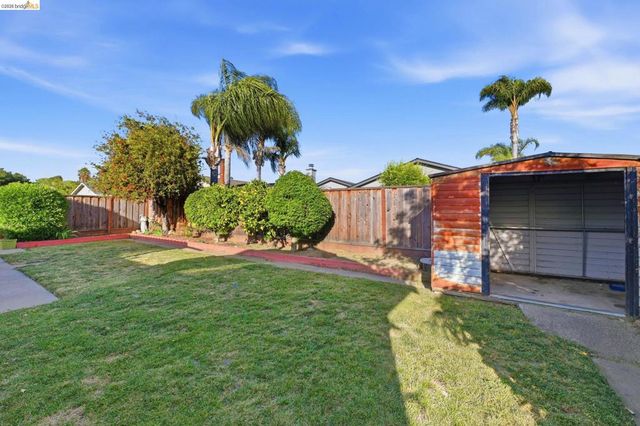 2866 Coleman Pl, Fremont, CA 94555