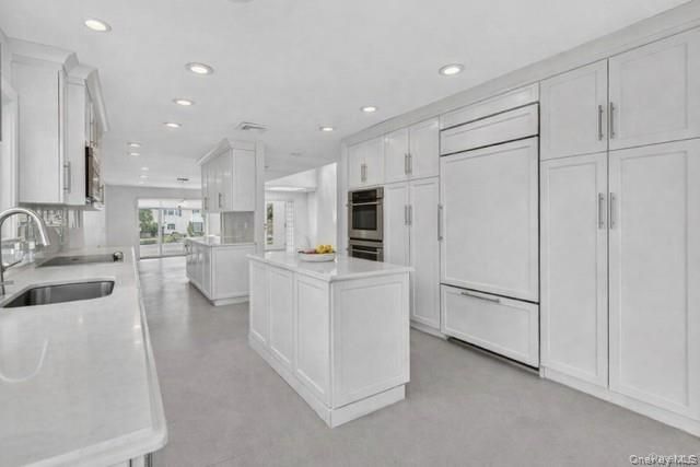 161 Yukon Drive, Woodbury, NY 11797