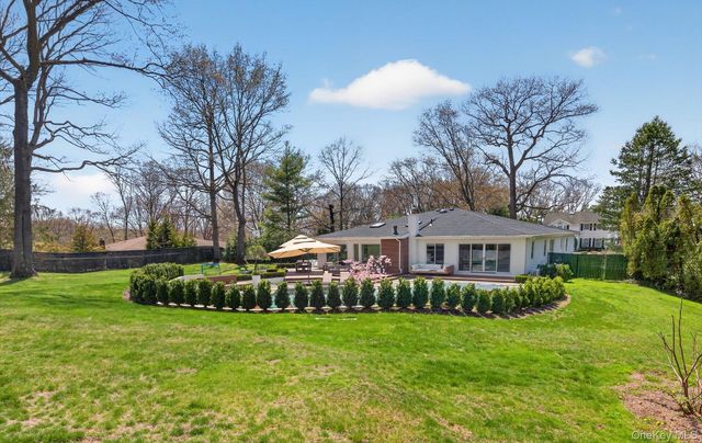 161 Yukon Drive, Woodbury, NY 11797