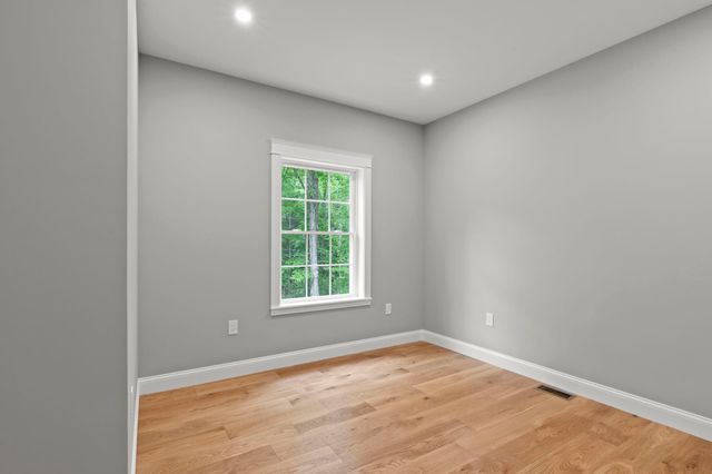 174 Brentwood Road, Exeter, NH 03833
