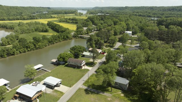 1473 Chapmansboro Rd, Chapmansboro, TN 37035