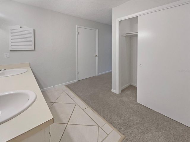 5302 JASMINE CREEK LANE 1304, Orlando, FL 32811