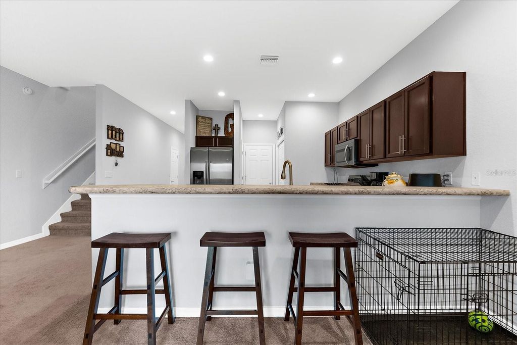 Image 13 of property listing at 4644 VIGNETTE WAY, Sarasota, FL 34240