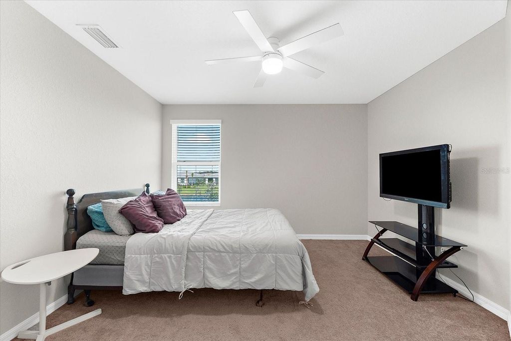Image 37 of property listing at 4644 VIGNETTE WAY, Sarasota, FL 34240