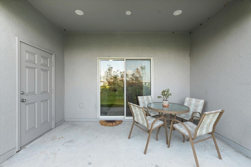 Image 41 of property listing at 4644 VIGNETTE WAY, Sarasota, FL 34240