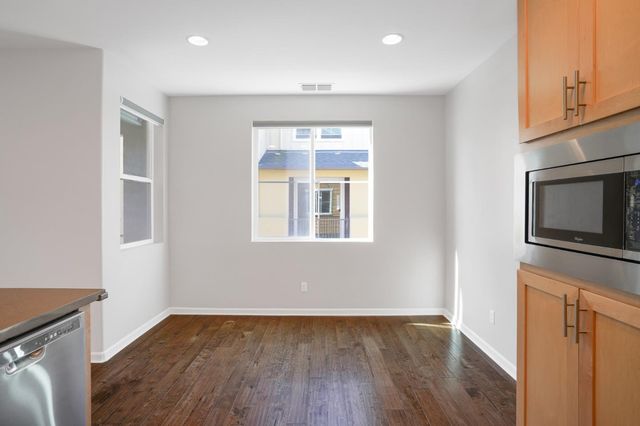 1297 Coyote Creek Way, Milpitas, CA 95035