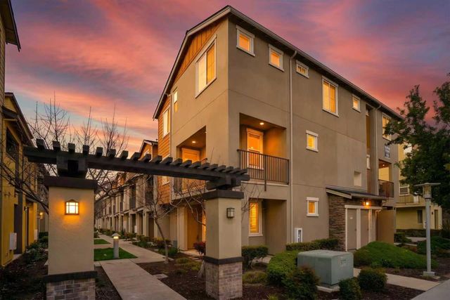 1297 Coyote Creek Way, Milpitas, CA 95035