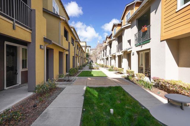 1297 Coyote Creek Way, Milpitas, CA 95035