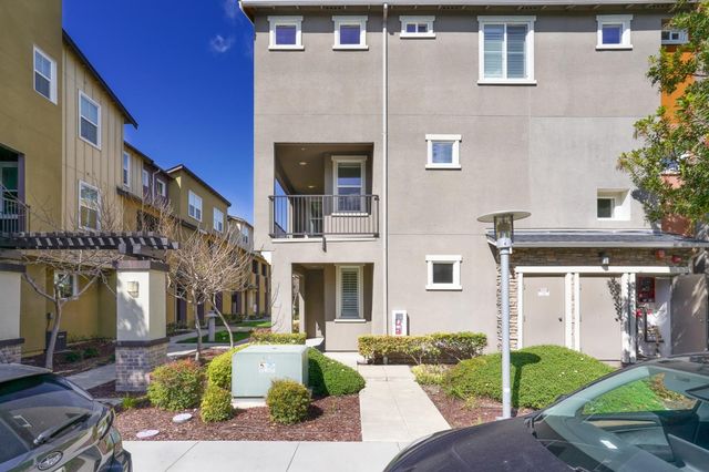 1297 Coyote Creek Way, Milpitas, CA 95035