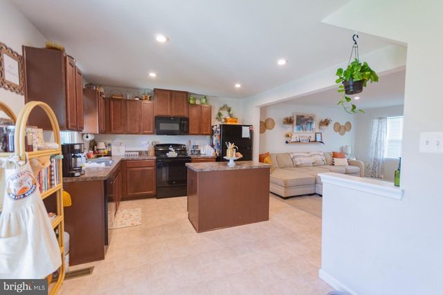 49 SEBAGO PL, Martinsburg, WV 25403