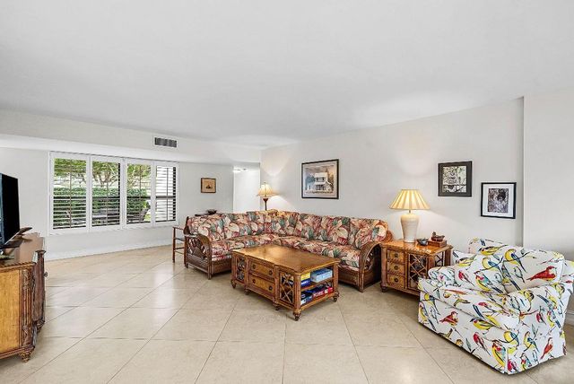 10171 Quail Covey Road Hibiscus N, Boynton Beach, FL 33436