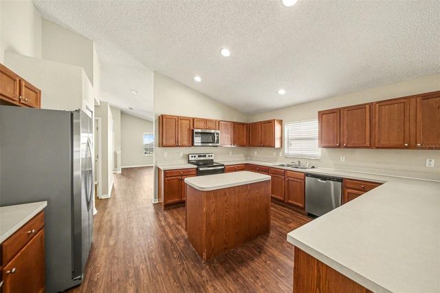 1110 BLUEGRASS DRIVE, Groveland, FL 34736