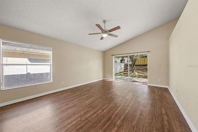 1110 BLUEGRASS DRIVE, Groveland, FL 34736
