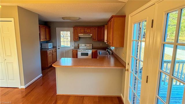 519 Salem Ridge Drive, Randleman, NC 27317