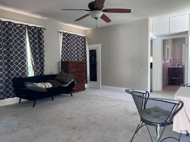 101 NE 6th ST, Smithville, TX 78957