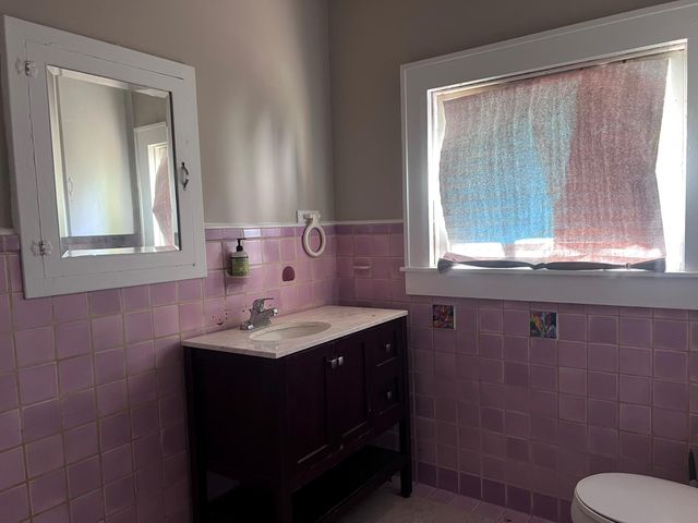 101 NE 6th ST, Smithville, TX 78957