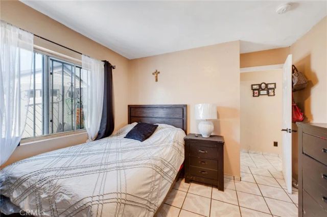 2019 E Shauer, Compton, CA 90222