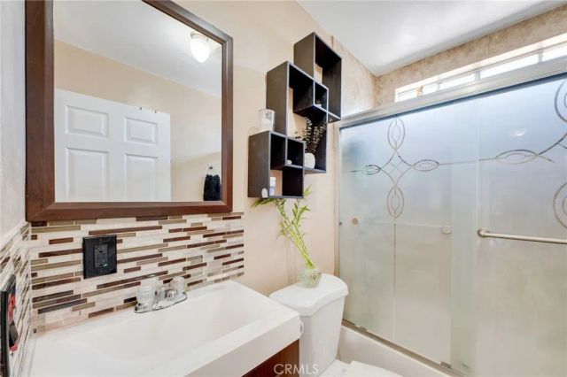 2019 E Shauer, Compton, CA 90222
