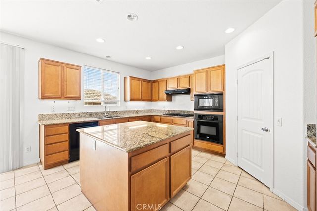 52982 Sweet Juliet Lane, Lake Elsinore, CA 92532