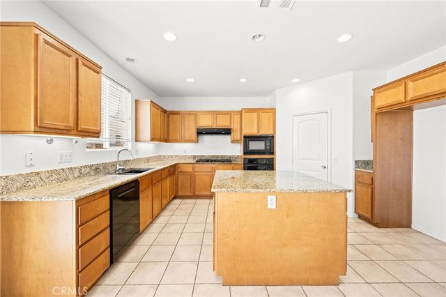 52982 Sweet Juliet Lane, Lake Elsinore, CA 92532