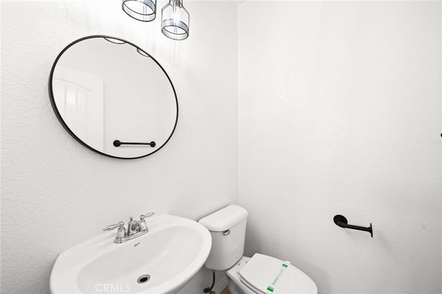 52982 Sweet Juliet Lane, Lake Elsinore, CA 92532