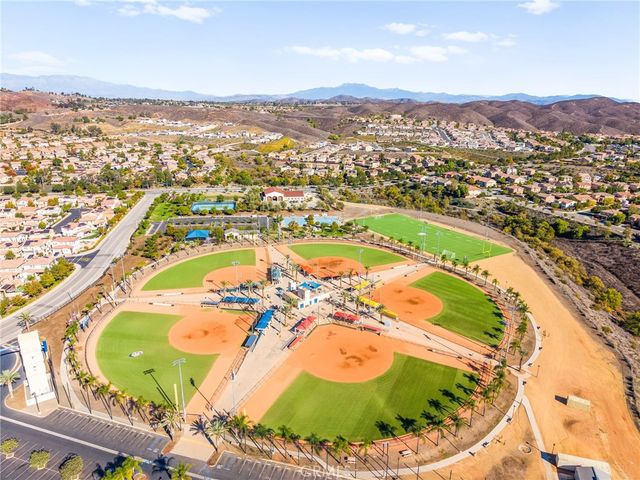 52982 Sweet Juliet Lane, Lake Elsinore, CA 92532