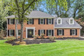 1802 Hedge Sparrow NE Court, Roswell, GA 30075