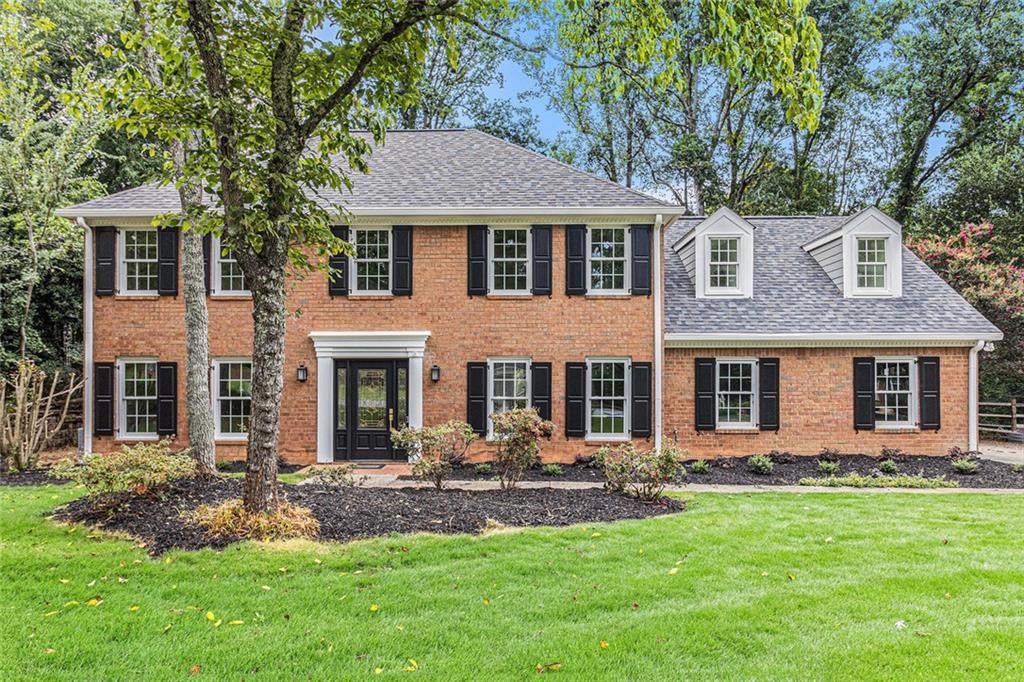 1802 Hedge Sparrow NE Court, Roswell, GA 30075