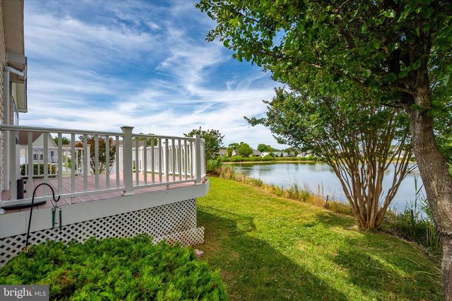 16 WINDSWEPT DR, Berlin, MD 21811