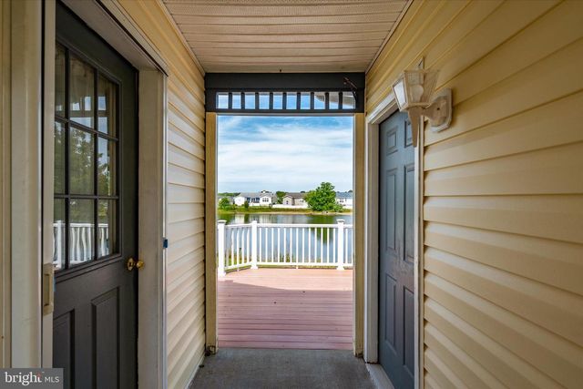 16 WINDSWEPT DR, Berlin, MD 21811