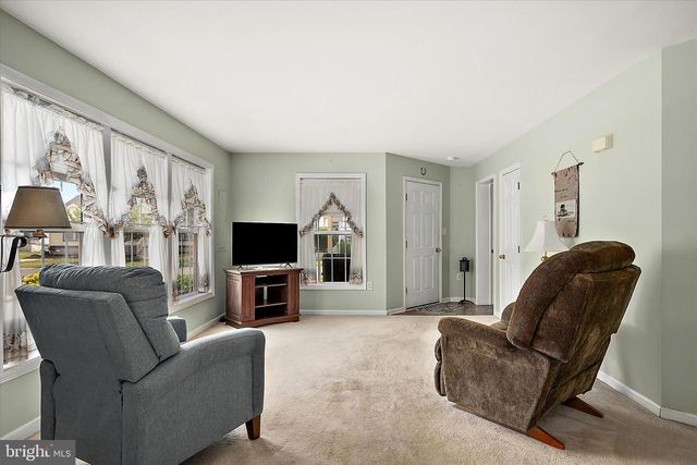16 WINDSWEPT DR, Berlin, MD 21811