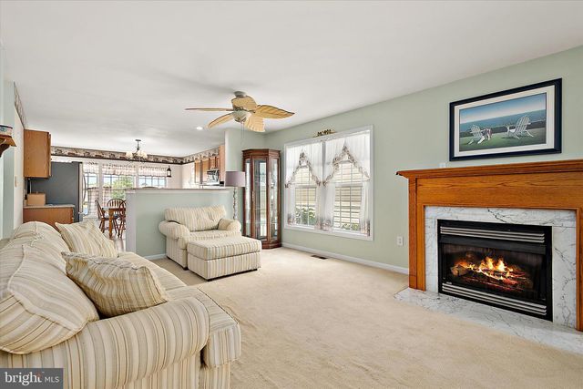 16 WINDSWEPT DR, Berlin, MD 21811