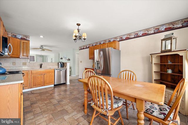 16 WINDSWEPT DR, Berlin, MD 21811